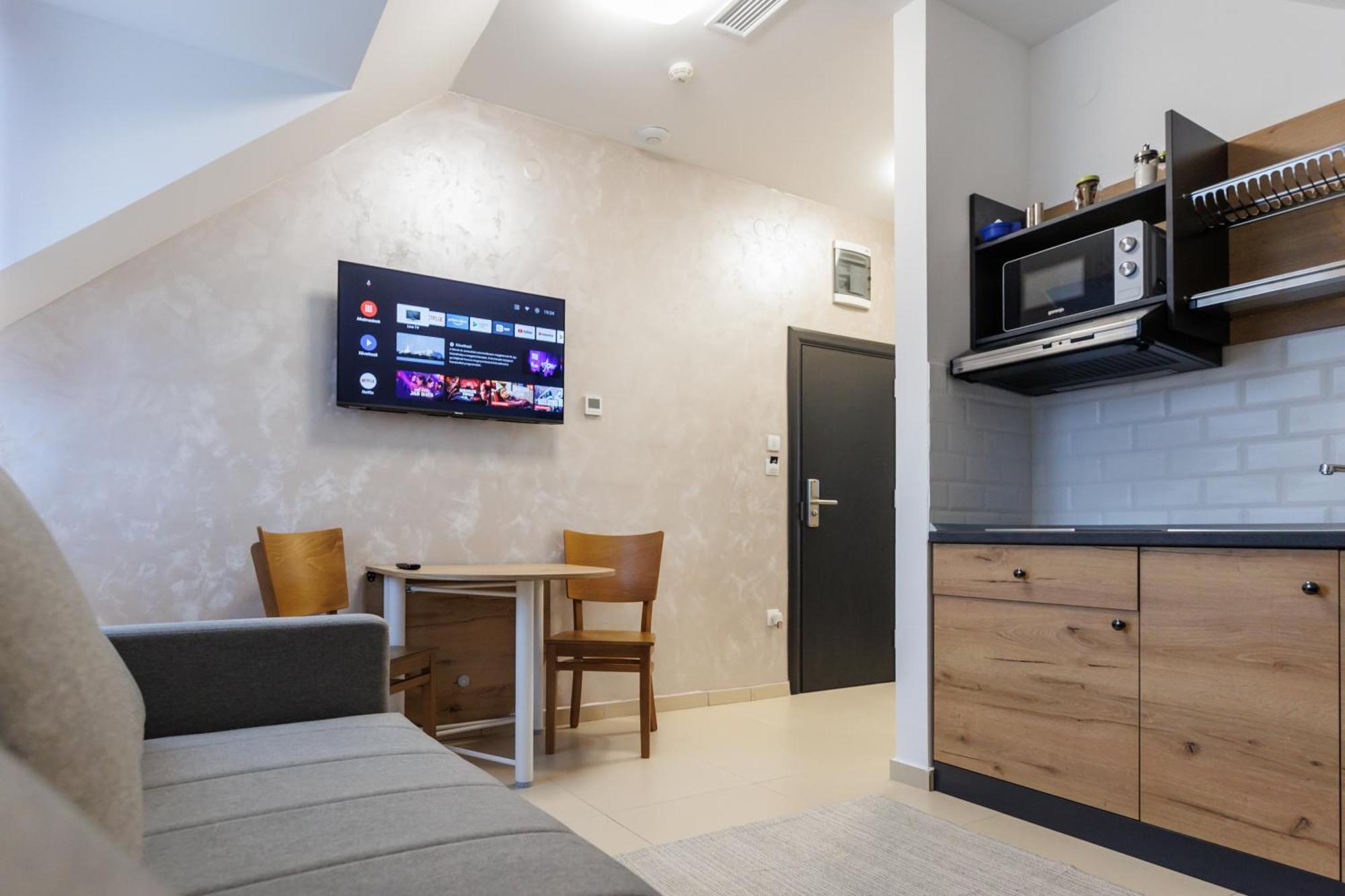 Navigator Hotel Palic Bagian luar foto